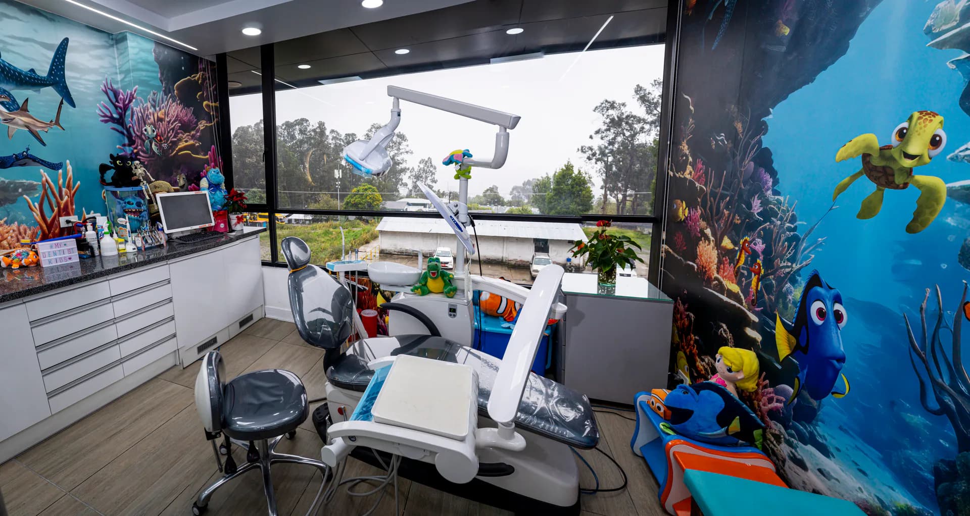 Atención odontológica cercana para niños en Mydentist, Quito